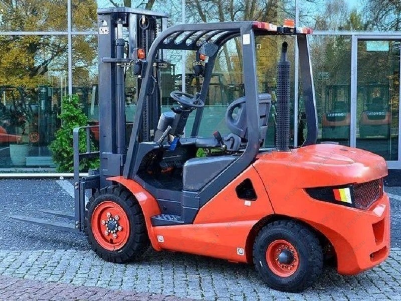 Вилочный дизельный автопогрузчик Lonking 2 тонны