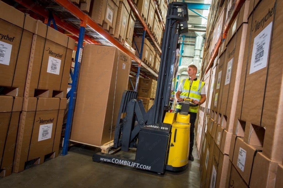 Штабелер электрический Combilift WR 1450 кг