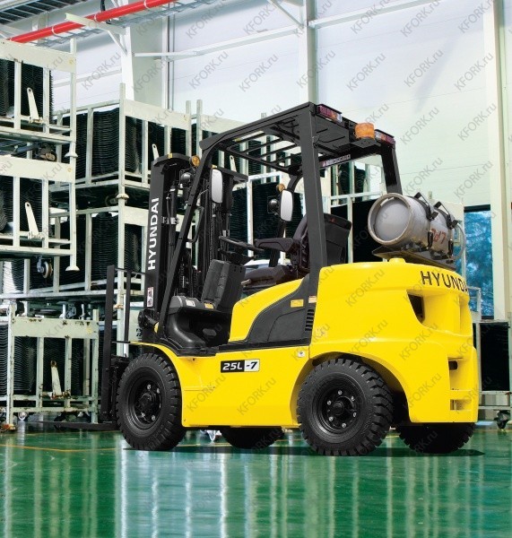 Вилочный газовый погрузчик Hyundai 30L-7 3 тонны