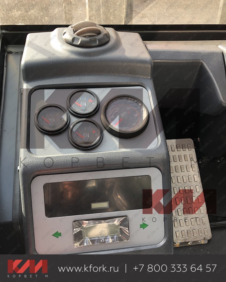 Дизельный погрузчик Doosan D100S-7