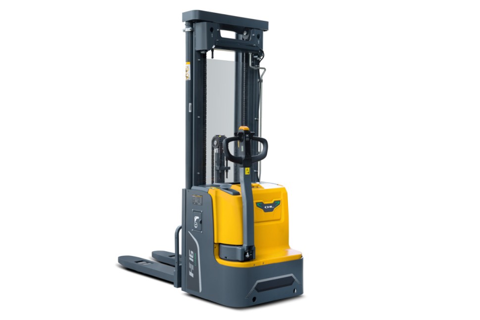 Штабелер электрический самоходный CHL CDD16-A2LIH 1,6 т 4,8 м