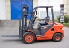 Вилочный дизельный погрузчик Lonking 3 тонны