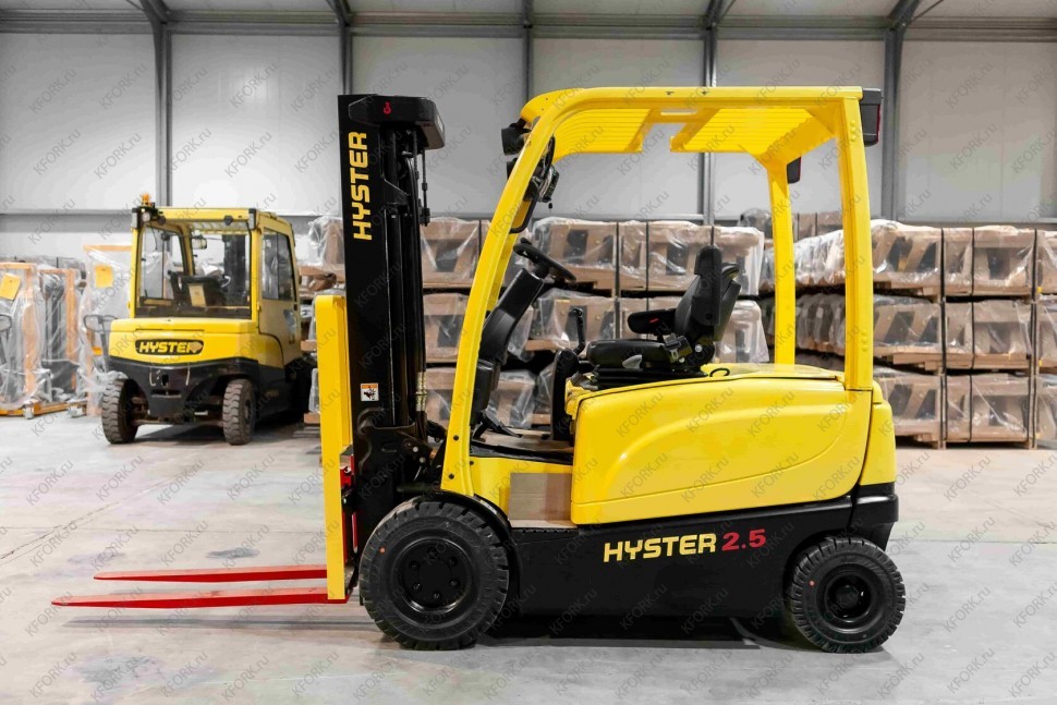 Вилочный электропогрузчик Hyster J3.5XN 3,5 т 80/700 В/Ач