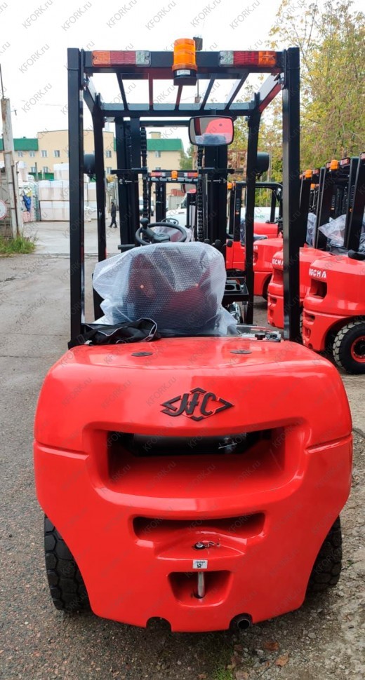 Вилочный дизельный автопогрузчик Hangcha CPCD35 3,5 тонны с кабиной