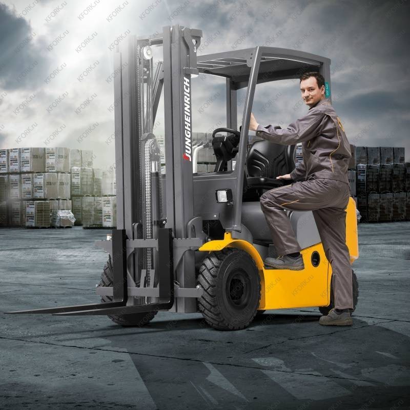 Вилочный автопогрузчик Jungheinrich DFG320 2 тонны, дизель