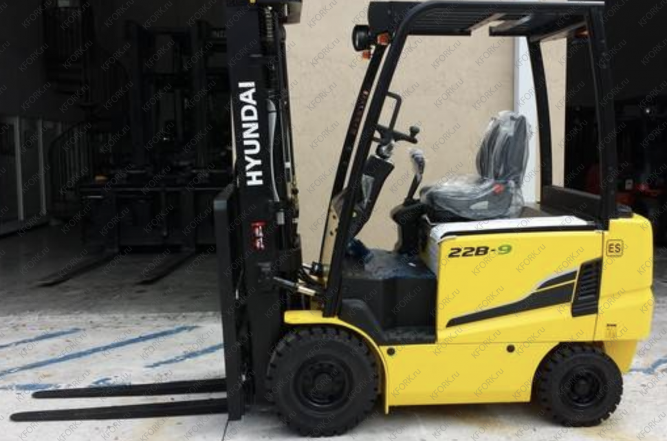 Электрический погрузчик Hyundai 2,2 т 48/660 В/Ач 4 опоры
