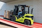 Вилочный погрузчик Clark S55D 5,5т, дизель