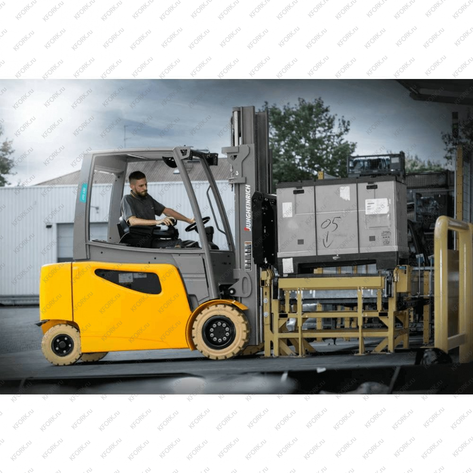 Электрический погрузчик Jungheinrich EFG425 2,5 тонны