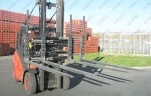 Захват многоподдонный вилочный KAUP T429