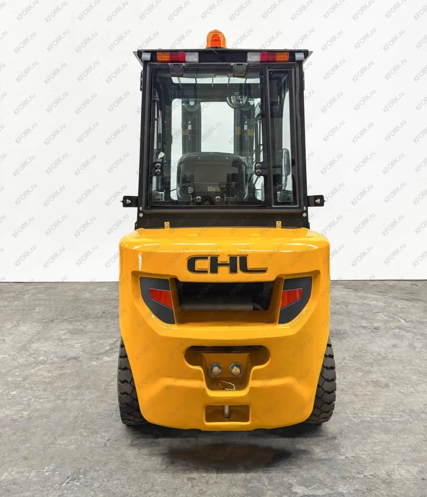 Вилочный автопогрузчик CHL 3,0 т с диз. двигателем Isuzu